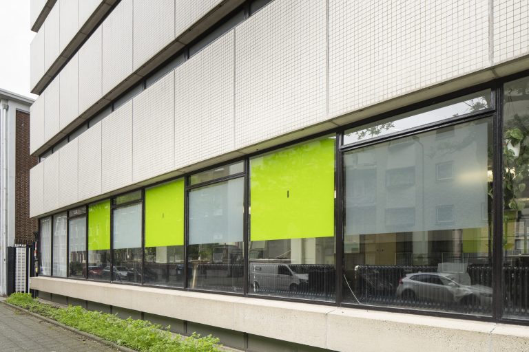 SigmunddeJong-raamschildering-rotterdam-het-archief