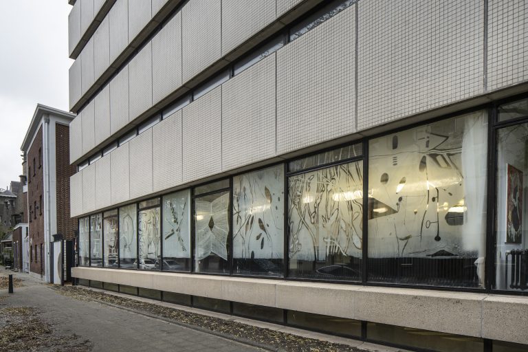 nikimurphy-raamschildering-rotterdam-het-archief-landscape